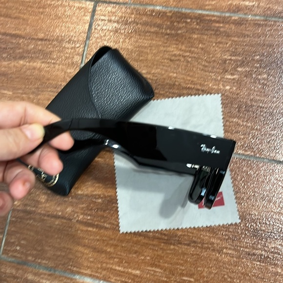 Ray-Ban  Mega Wayfarer Mint condition - Picture 4 of 7